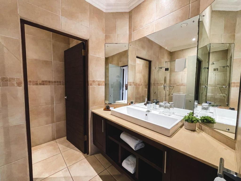 Coco De Mer Boutique Hotel Балито Екстериор снимка